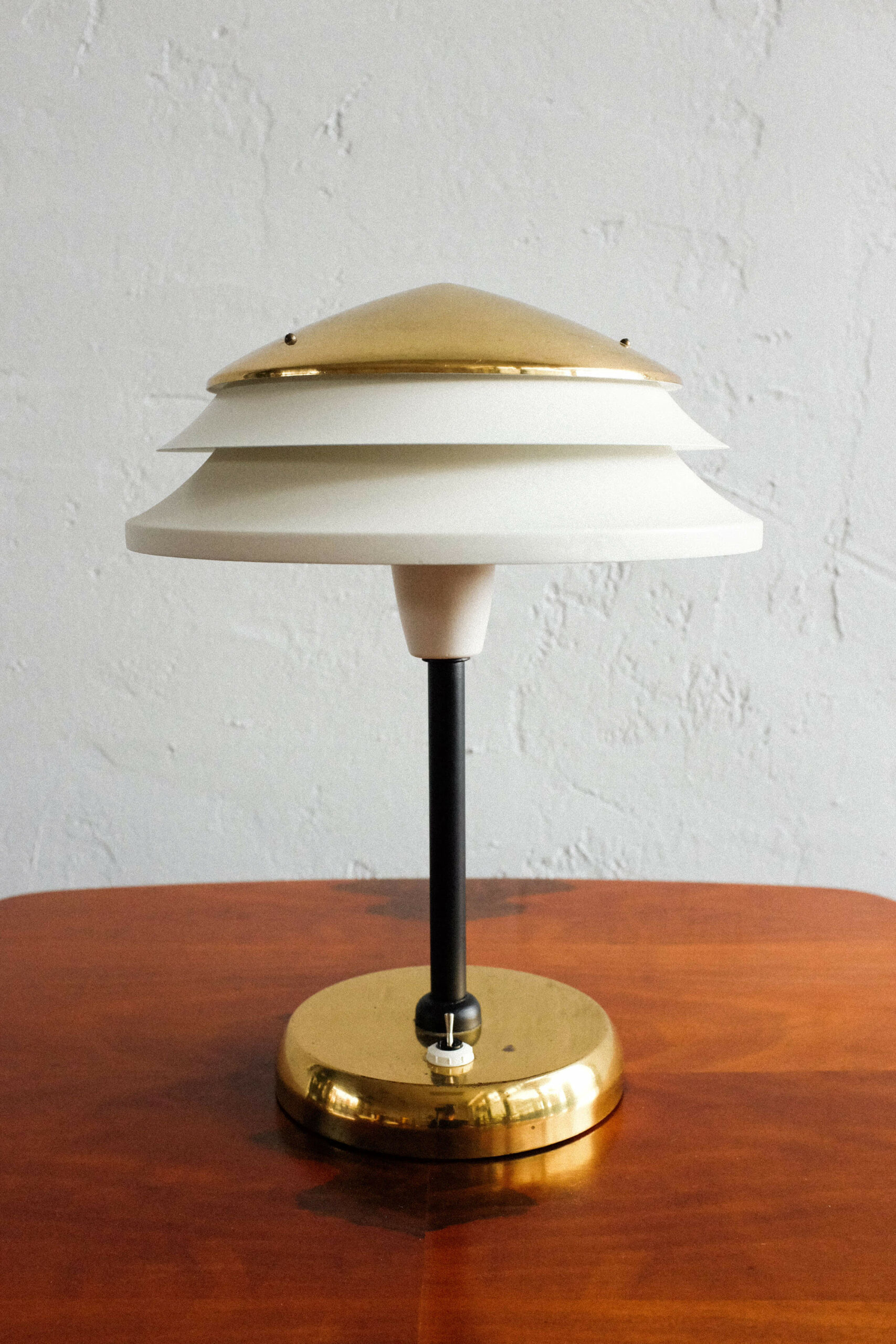 Zukov Table Lamp