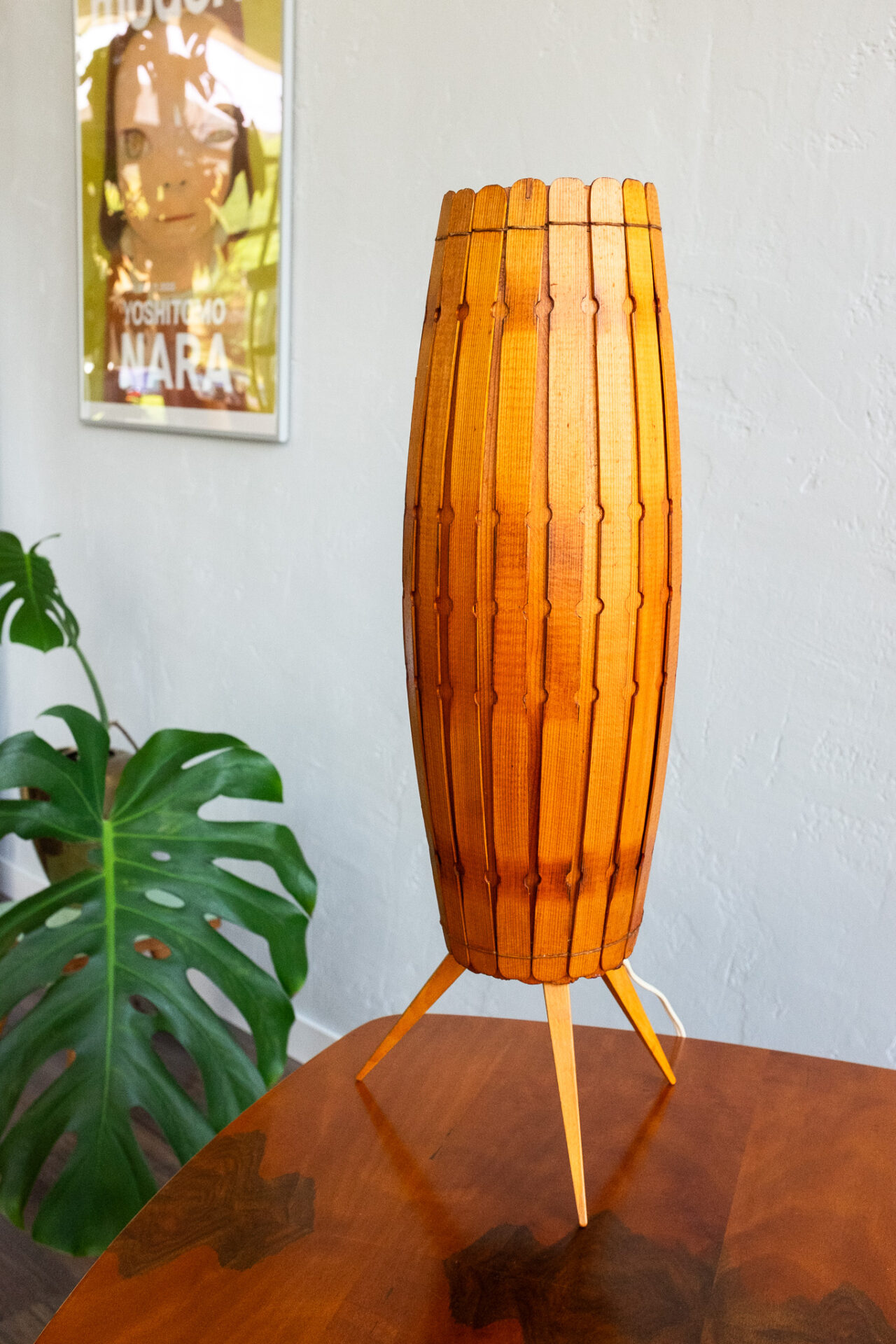 Hand-Tied Table Lamp by ÚĽUV