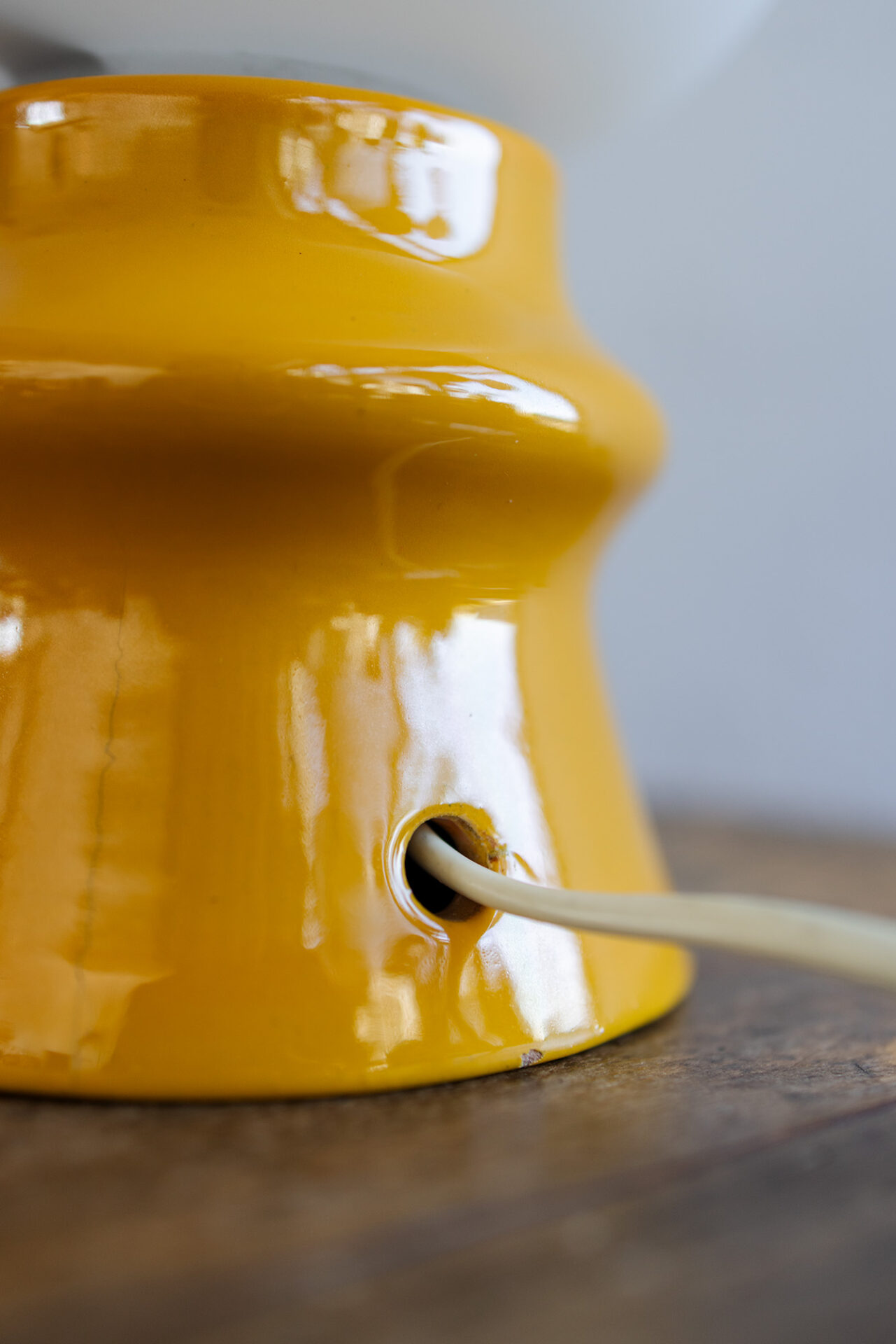 Renove-ceramic-yellow-lamp-6