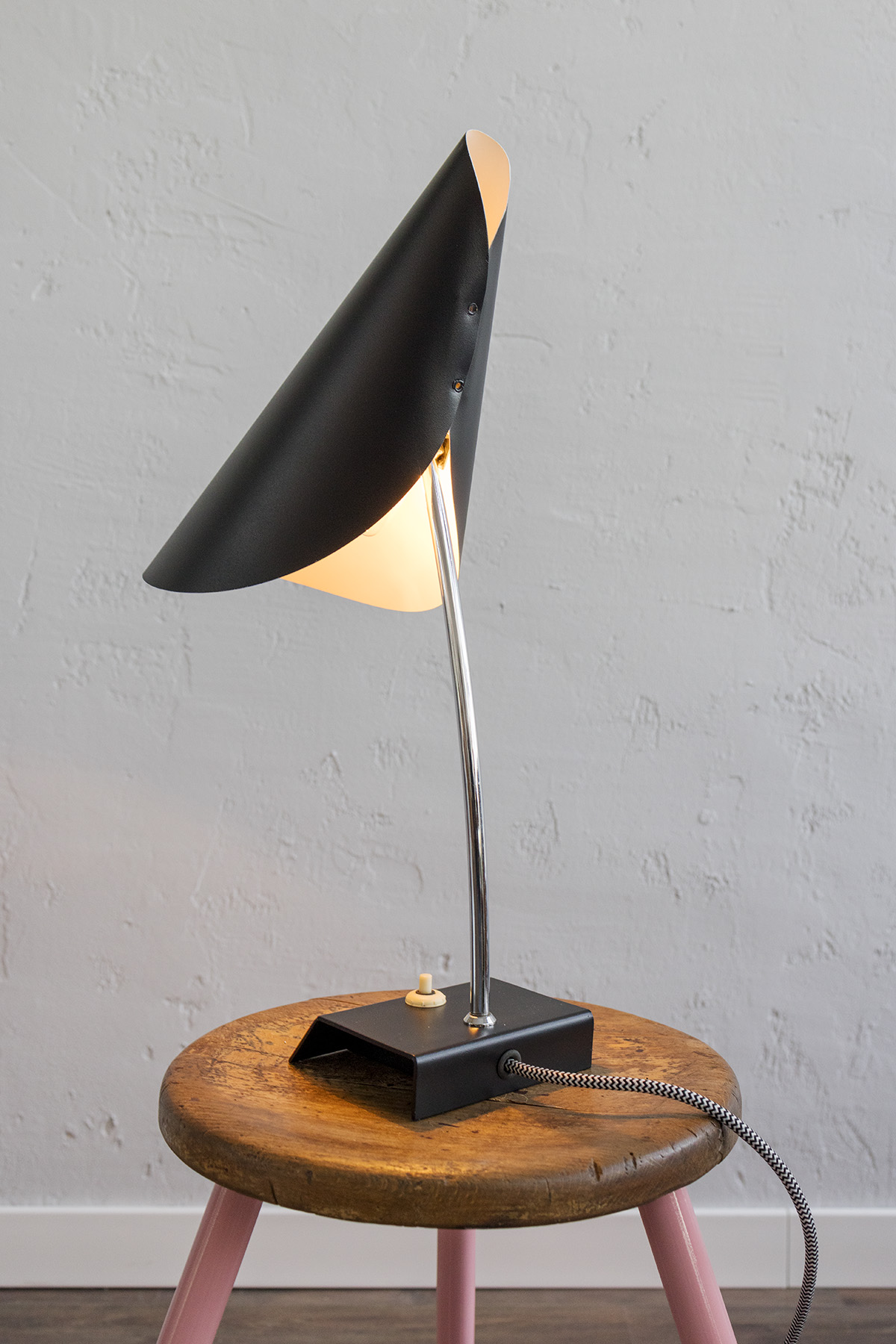 Renove-Napako-Nun-table-lamp-6