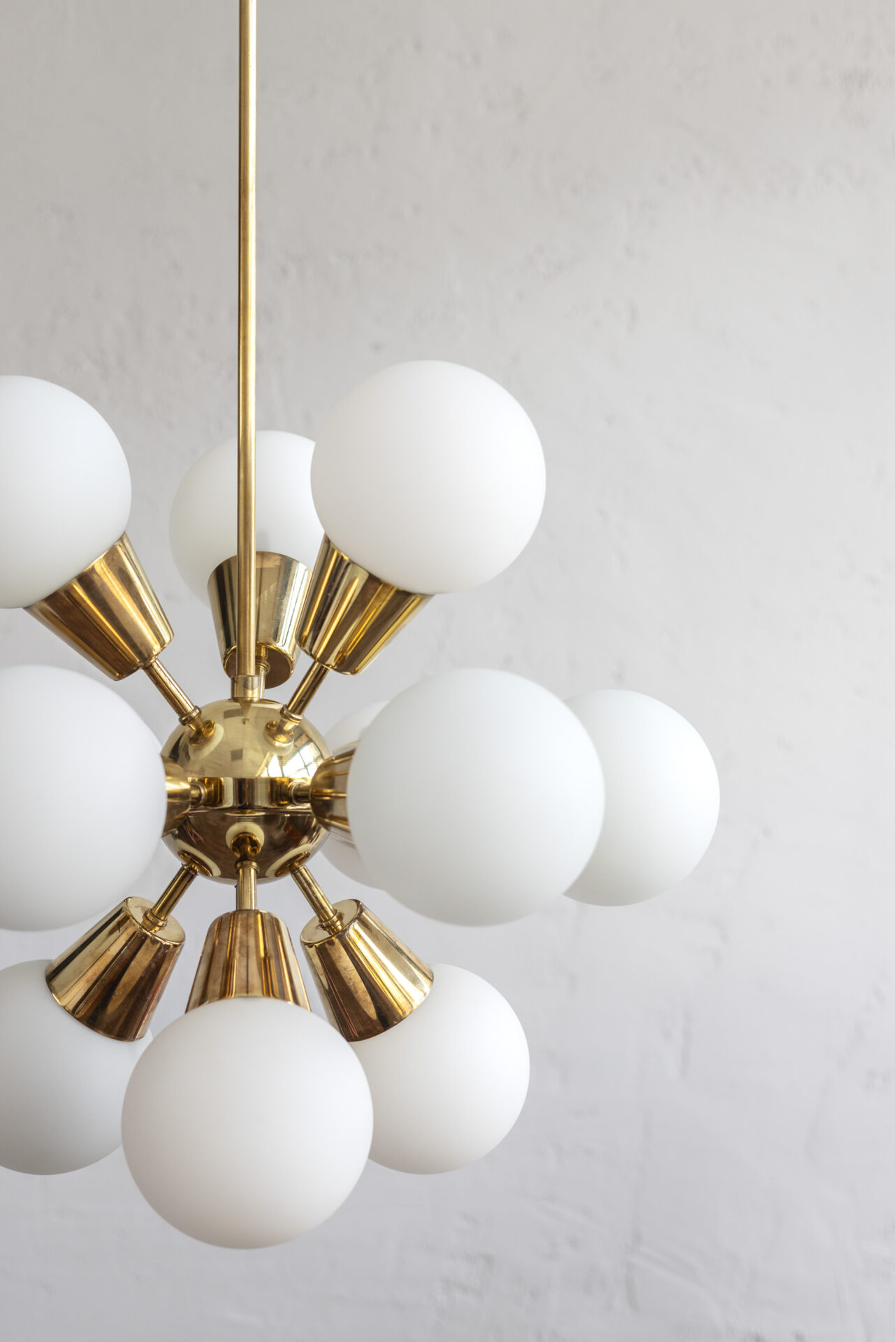 Renove-Sputnik-chandelier-1