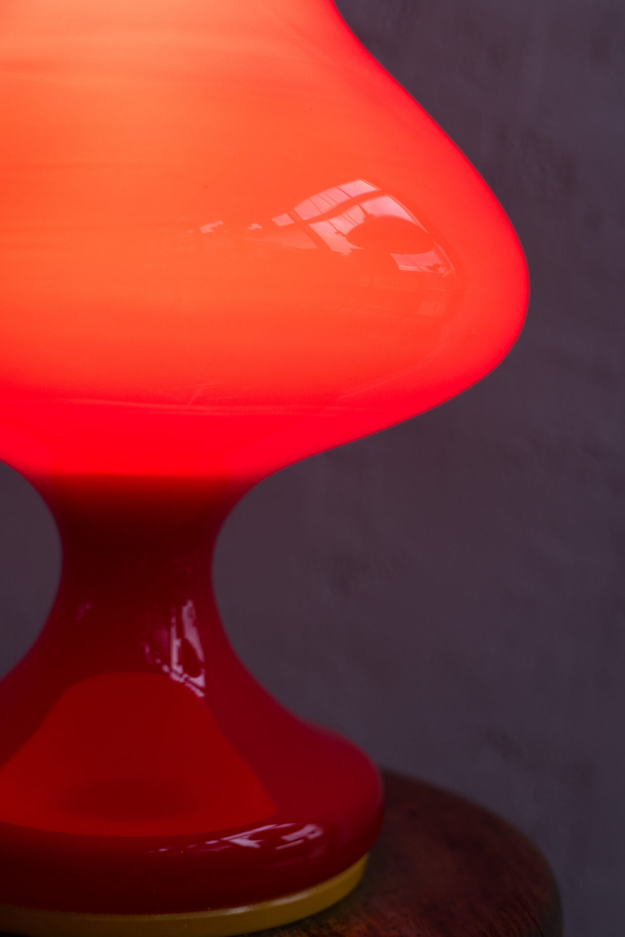 Renove-Stepan-Tabery-tulip-table-lamp11